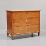 1031 3550 CHEST OF DRAWERS